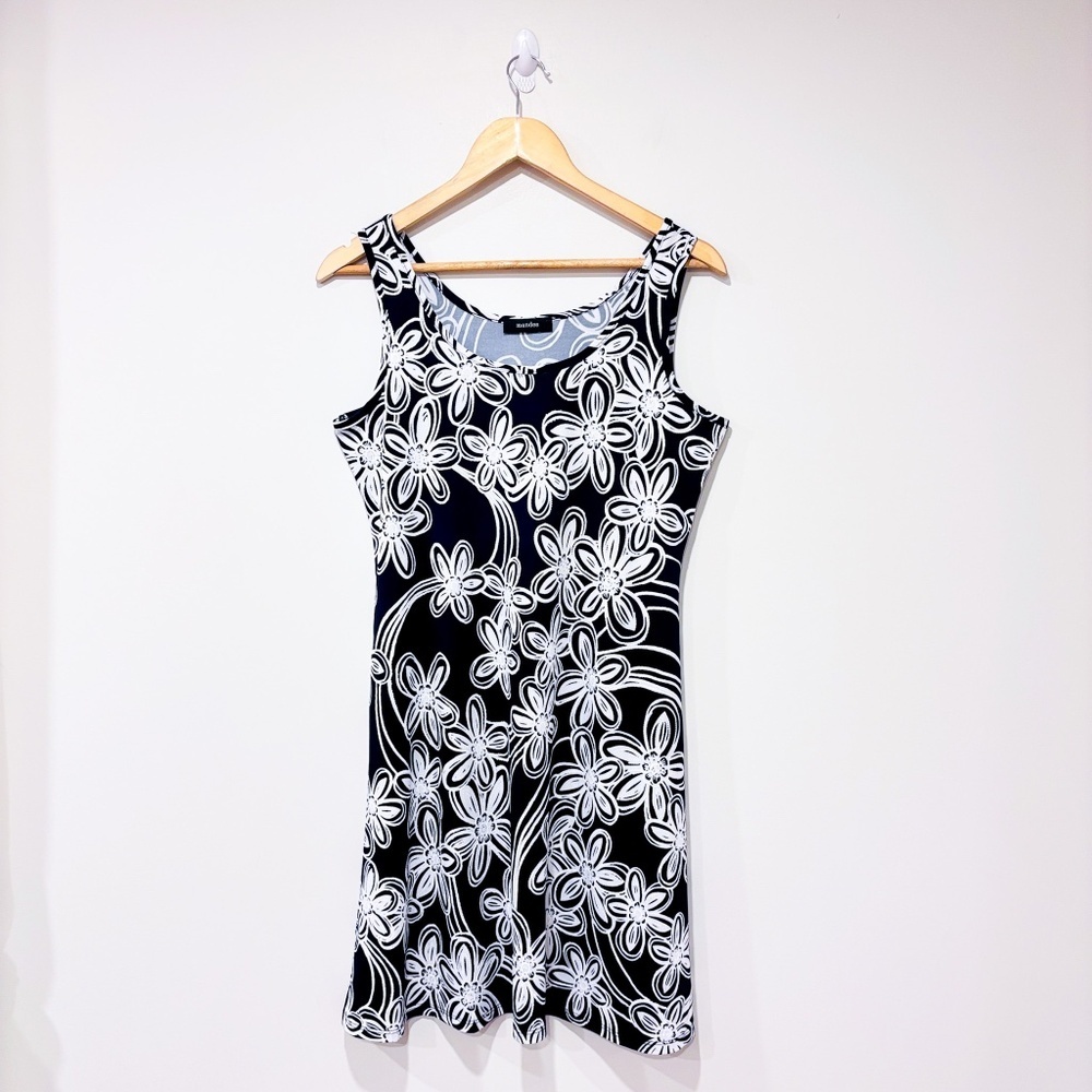 MANDEE Navy floral sleeveless dress | Feminine everyday‎ look | Medium *